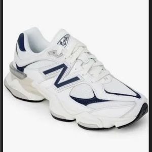 Never worn - New Balance  9060 white /navy